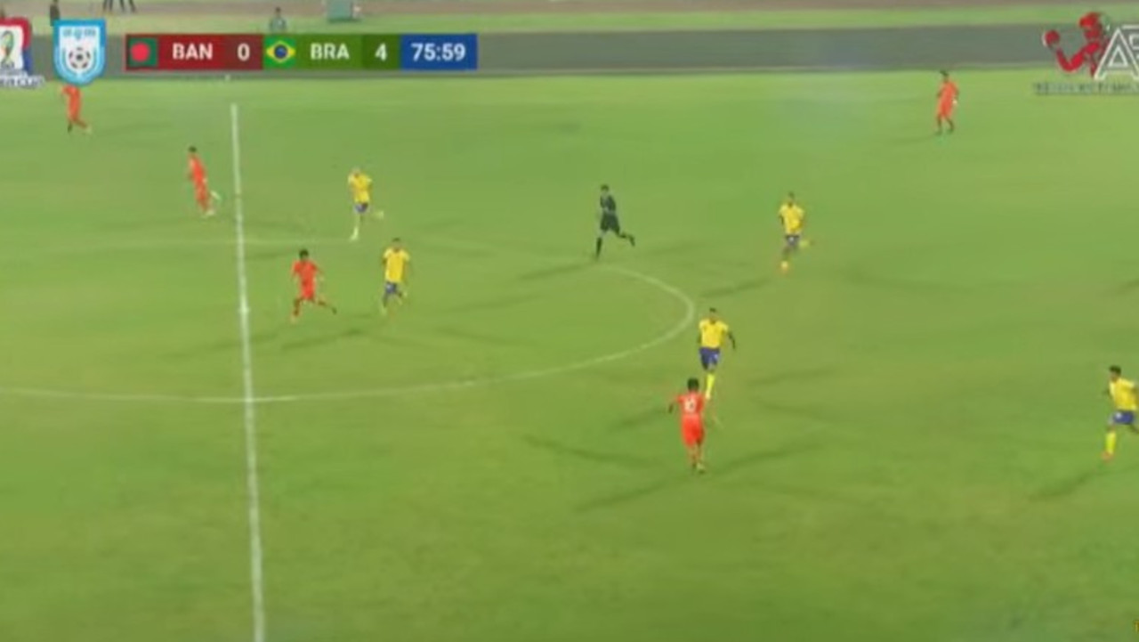 Lance da goleada do EC São Bernardo na Ásia (Imagem: Reprodução)