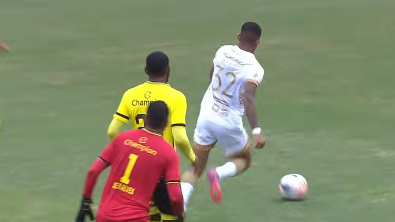 Igor Formiga marca o com o gol já vazio (Imagem: Reprodução)