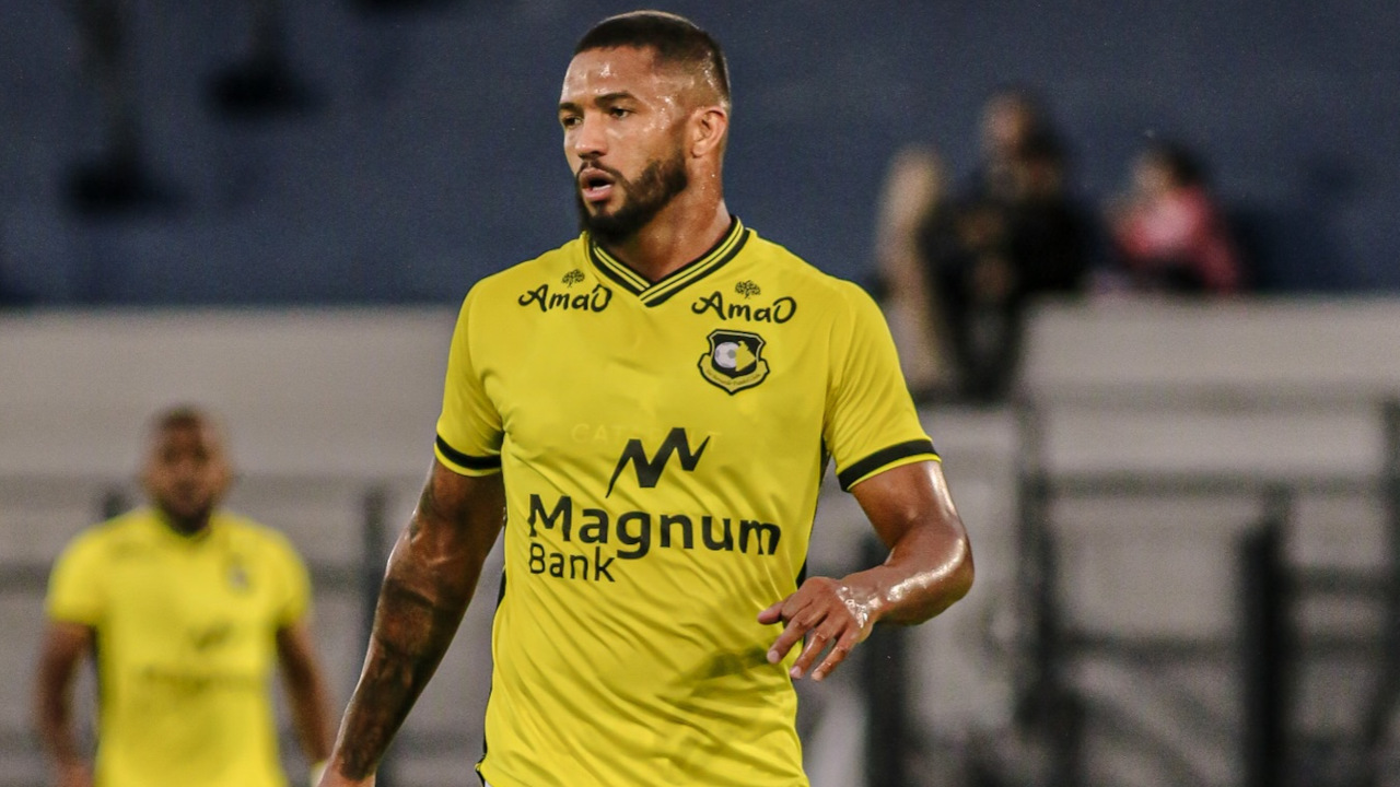 Felipe Garcia finalizou duas vezes para marcar (Imagem: Janes Carvalho/Divulgação)