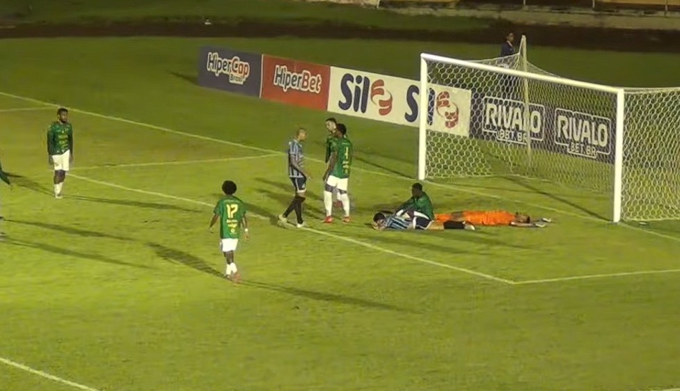 EC São Bernardo teve boas chances no 1º tempo (Imagem: Reprodução)